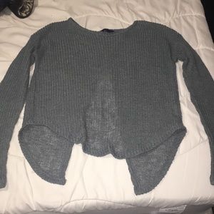 Aeropostale long sleeve shirt with open back